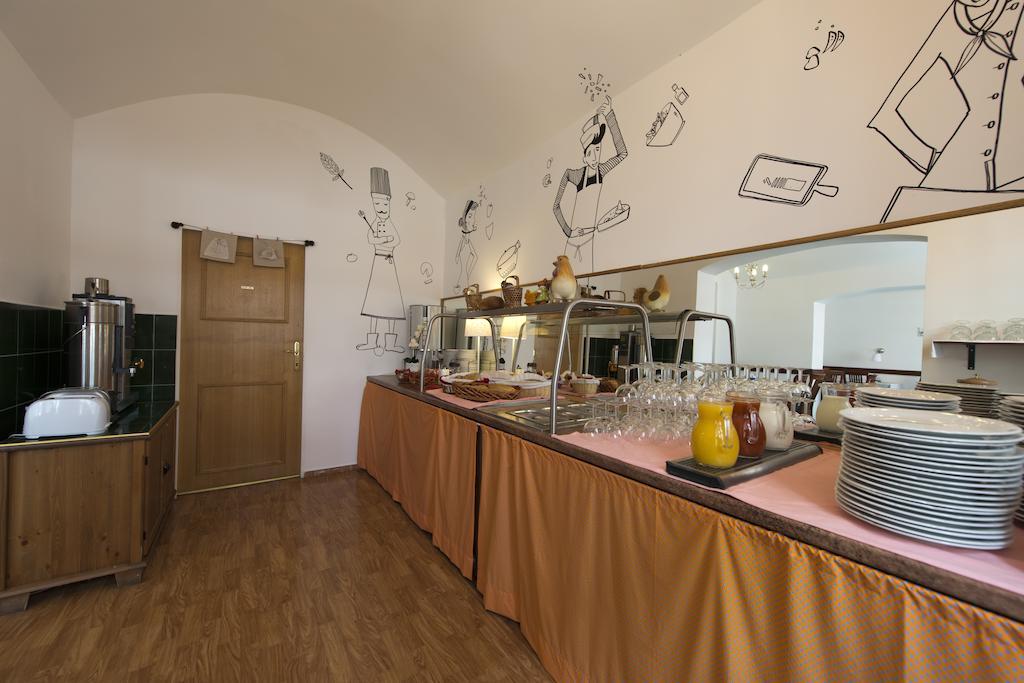Eurowings Hotel Prag Exteriör bild