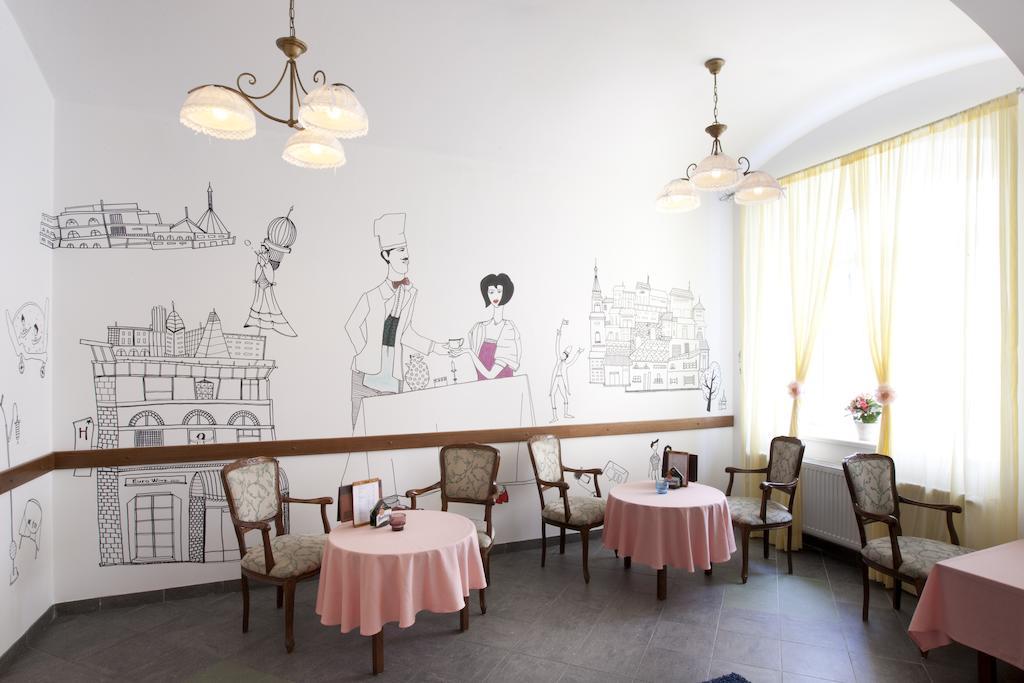 Eurowings Hotel Prag Exteriör bild
